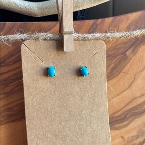 Turquoise Stud Set in Sterling Silver 925
